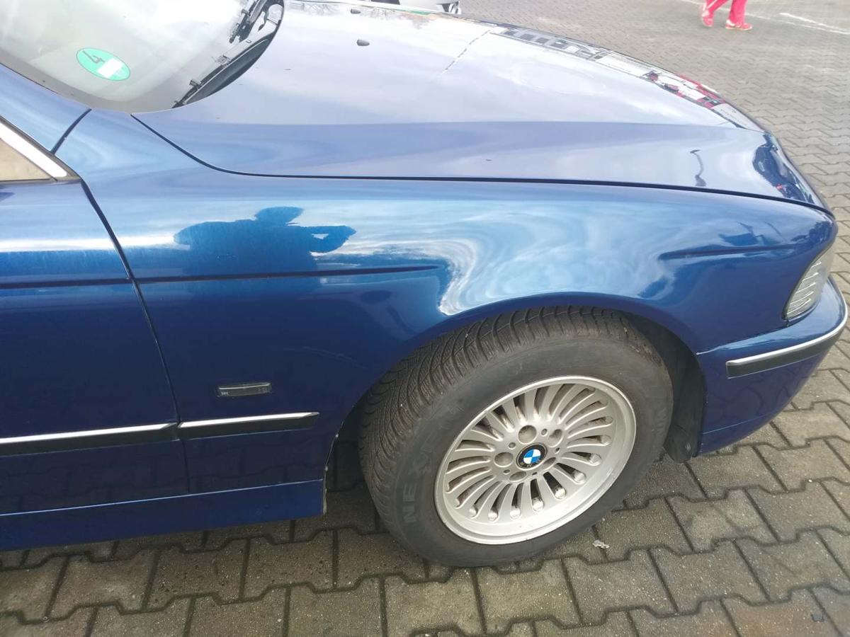 BMW 5er E39 original Kotflügel vorn rechts 276 Avusblau Bj.1997